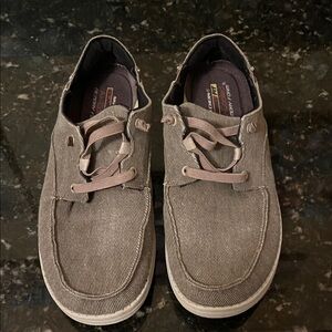 Skechers Men's Shoes in Brown Canvas